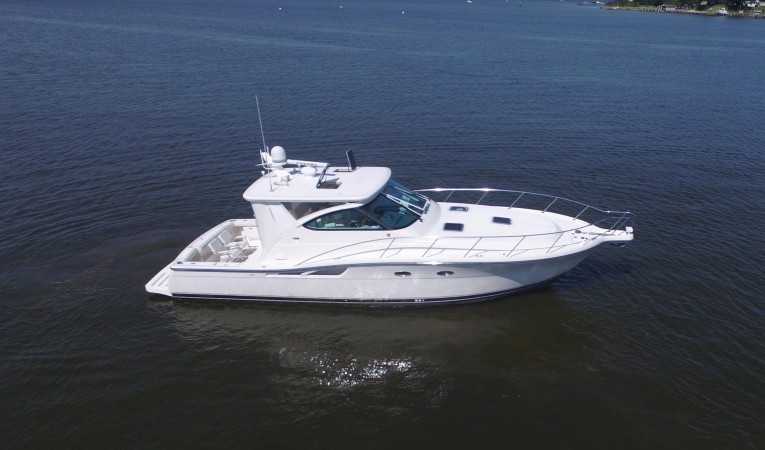 42 Tiara Tiara 4200 open