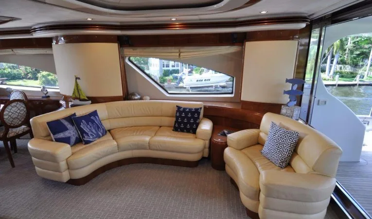 80 Azimut 