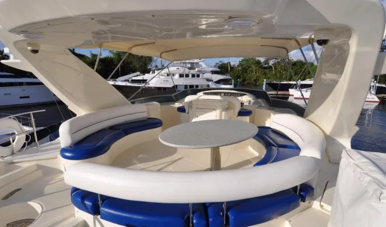 80 Azimut 