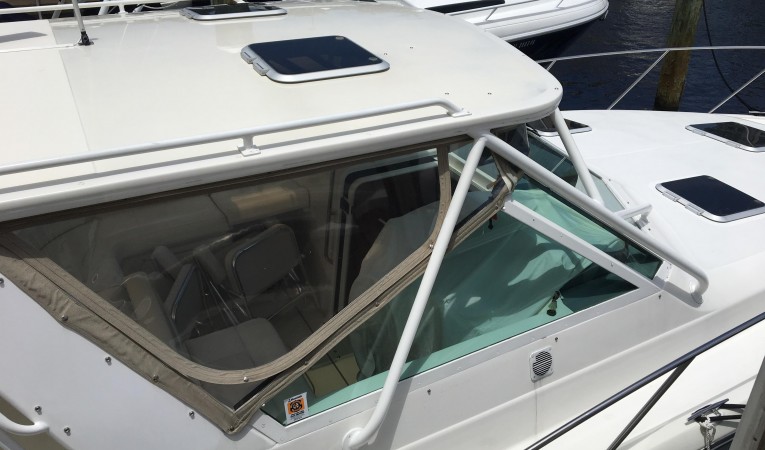 31 Tiara Stbd side fwd