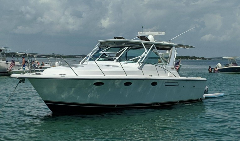 31 Tiara Port fwd