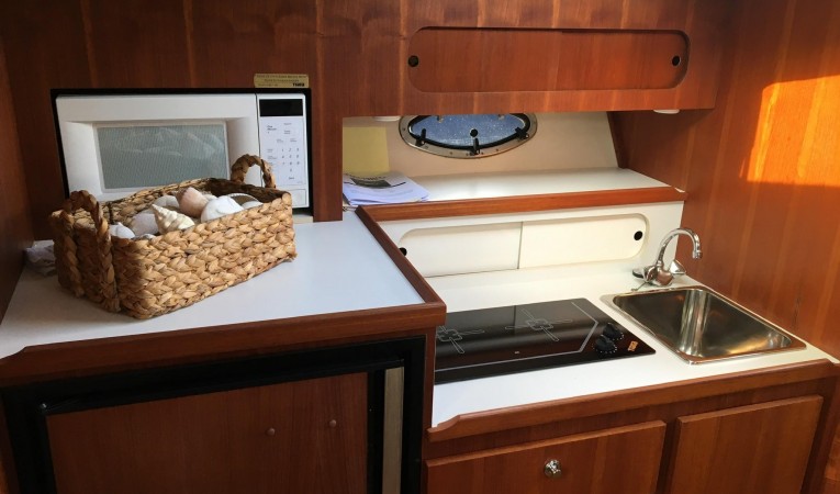 31 Tiara Galley