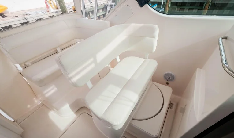 36 Tiara Companion Seating