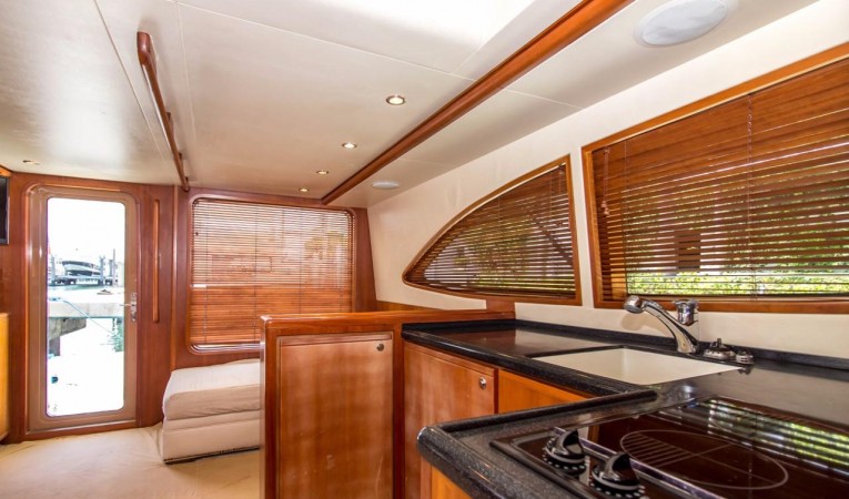 45 Bertram 2007 Bertram 450 Oceans Eleven
