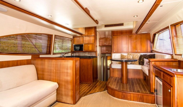 45 Bertram 2007 Bertram 450 Oceans Eleven