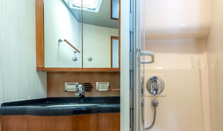 45 Bertram 2007 Bertram 450 Oceans Eleven