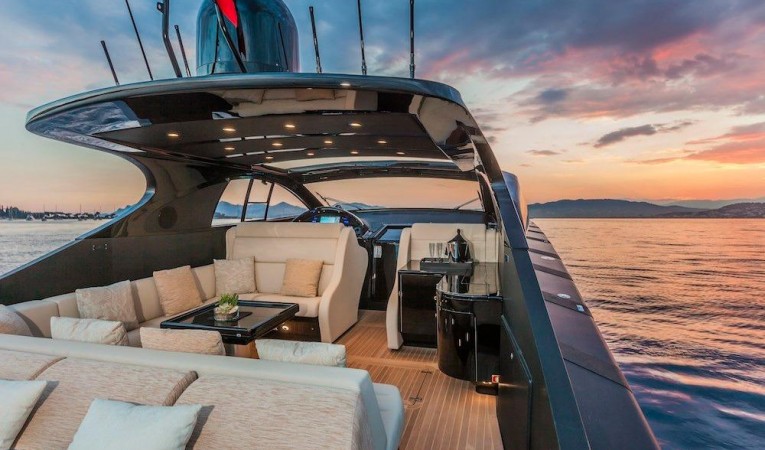 58 Otam Cockpit & Sunpad