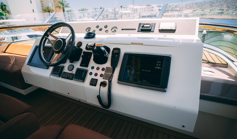 78 Fairline 