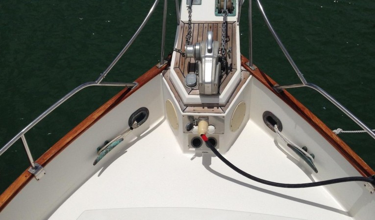 36 Grand Banks Bow