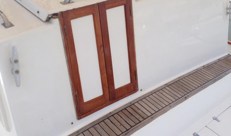 36 Grand Banks Aft Stateroom Door