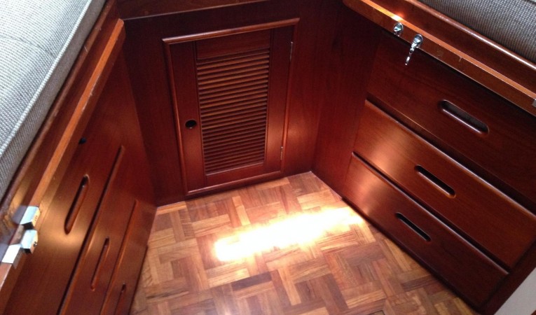 36 Grand Banks Fwd Stateroom Storage