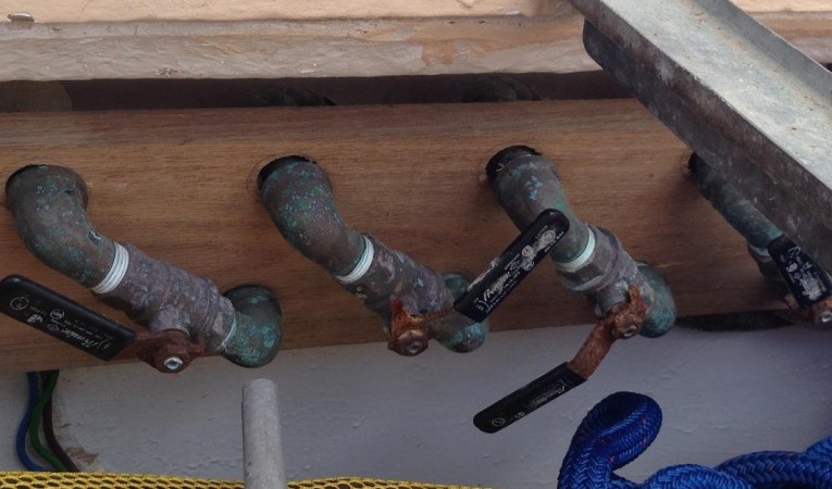 36 Grand Banks Fresh Water Transfer Valve