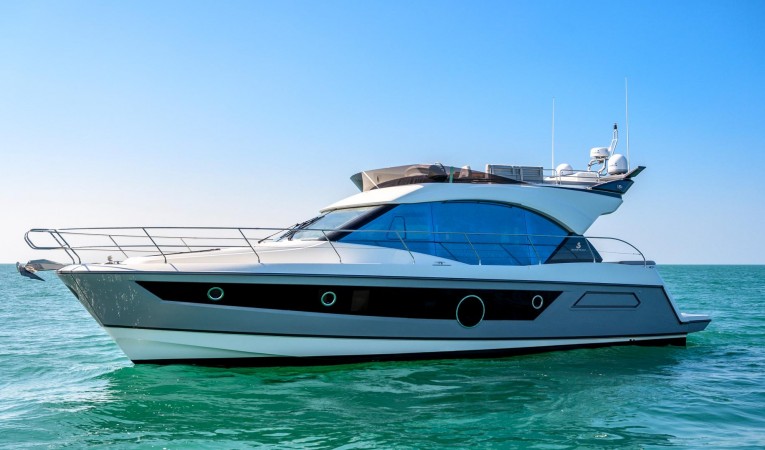 52 Beneteau 