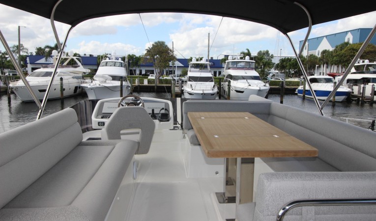 52 Beneteau 