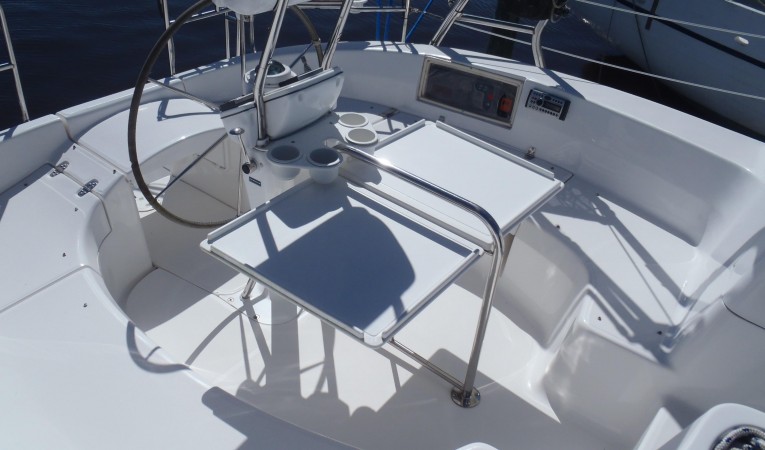 46 Hunter Cockpit table