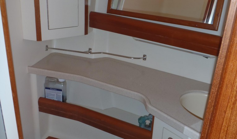 46 Hunter Guest head