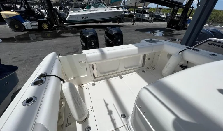 32 Boston Whaler 