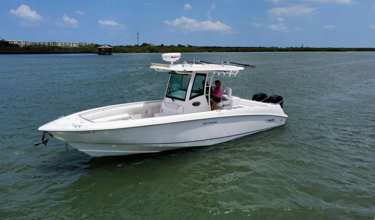 32 Boston Whaler 