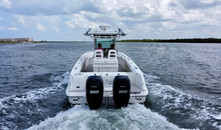 32 Boston Whaler 