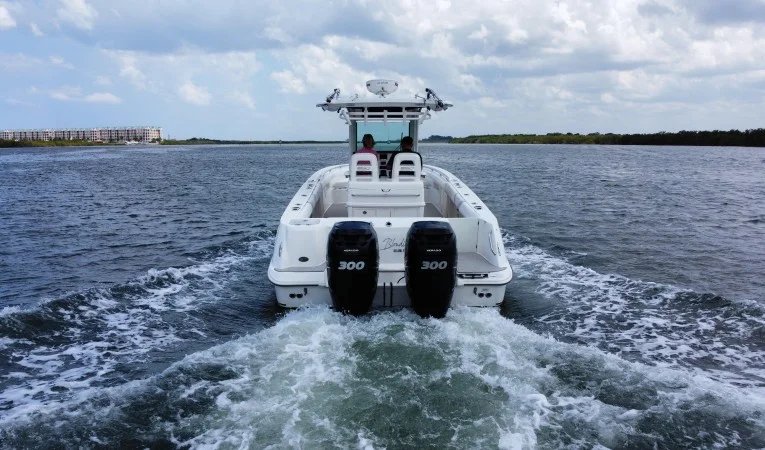 32 Boston Whaler 