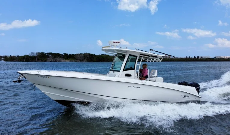 32 Boston Whaler 