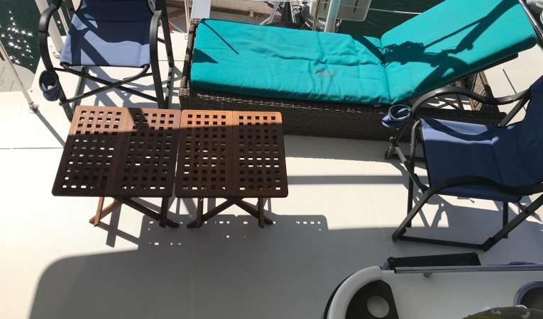 43 Bayliner Stern Cockpit