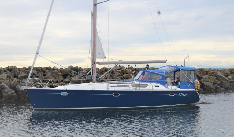 40 Jeanneau Profile