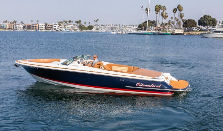 28 Chris-Craft 