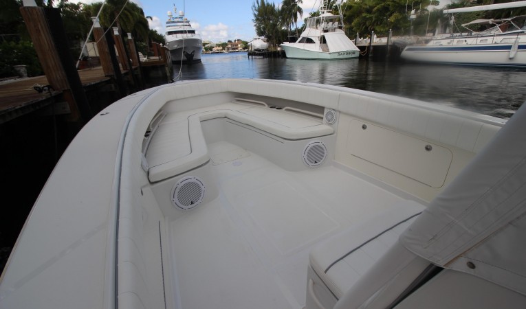 38 Jupiter Forward seating