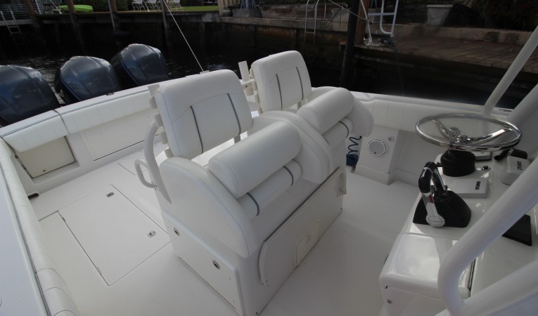 38 Jupiter Leaning post