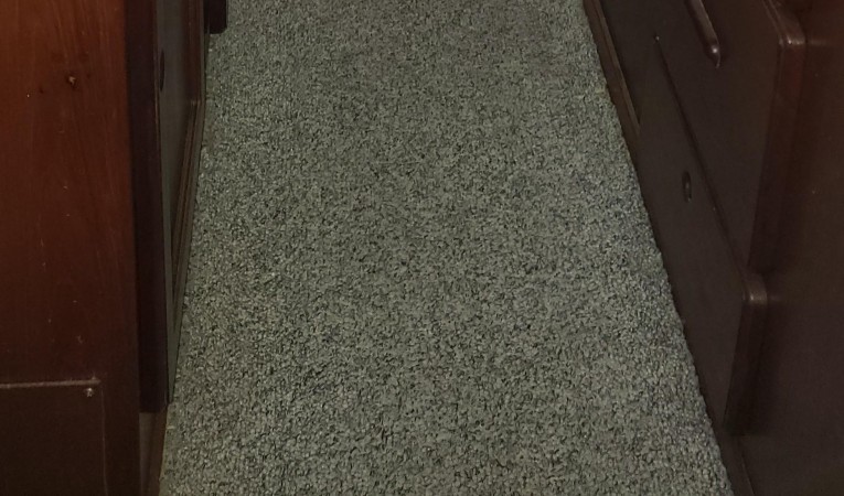 41 Morgan Port companionway looking Aft