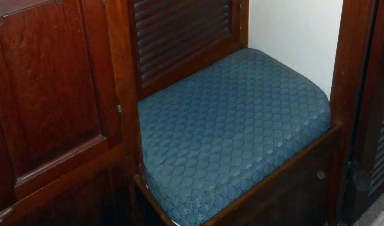 31 Sea Eagle Stateroom locker