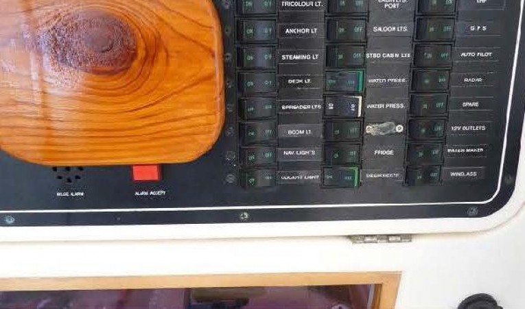 50 Voyage DC Electrical Panel