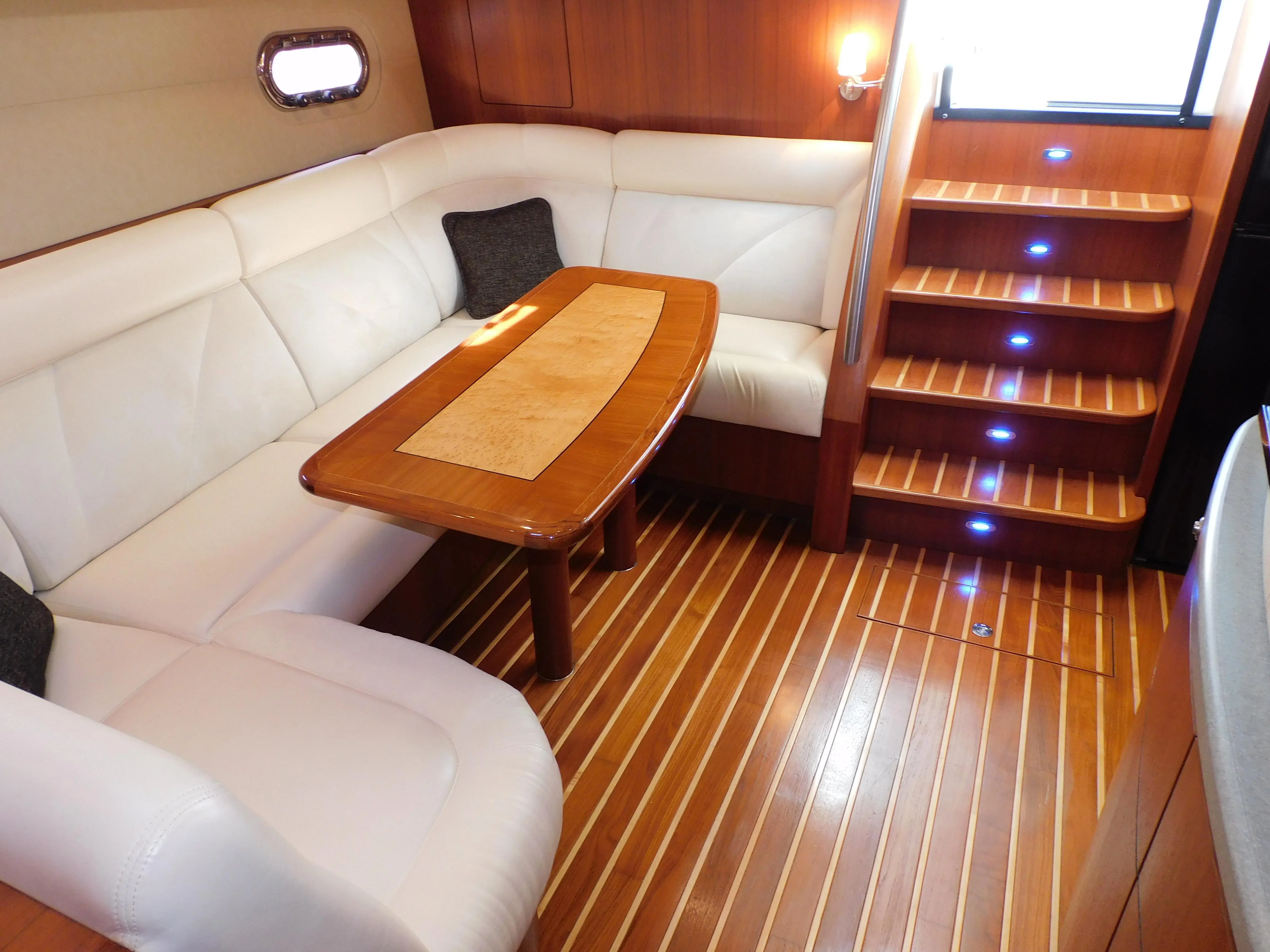 43 Tiara Yachts 2008 Comin In Hot Fort Pierce, Florida