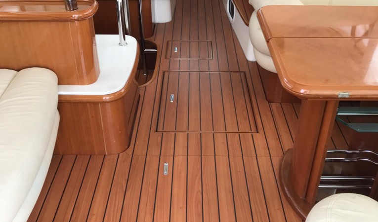 46 Jeanneau Prestige Salon (3)
