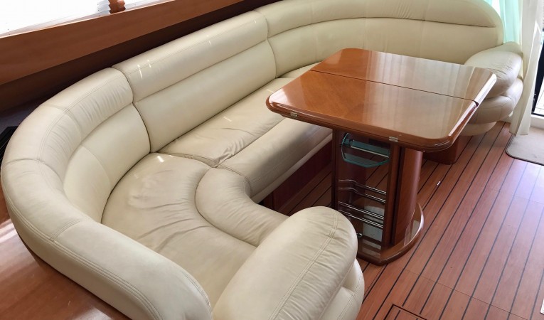 46 Jeanneau Prestige Salon Settee Starboard