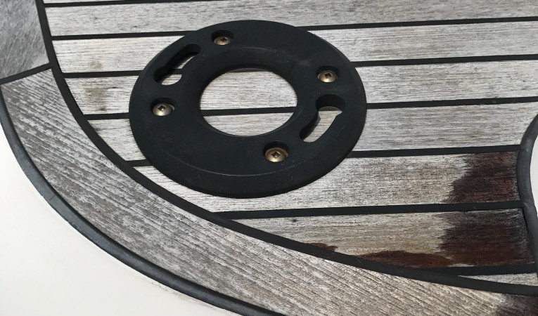 46 Jeanneau Prestige Stand for BBQ