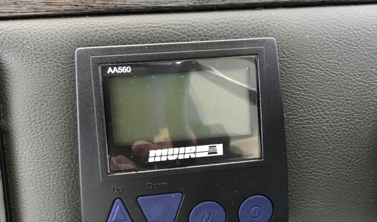 54 Riviera Windlass control