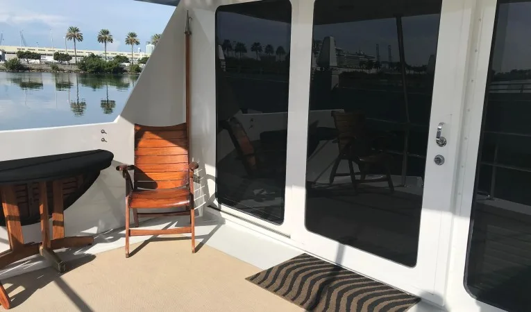 74 Hatteras Cockpit