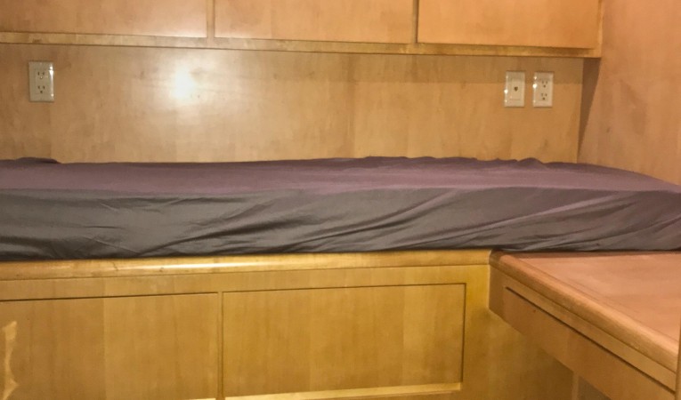 74 Hatteras Master Office