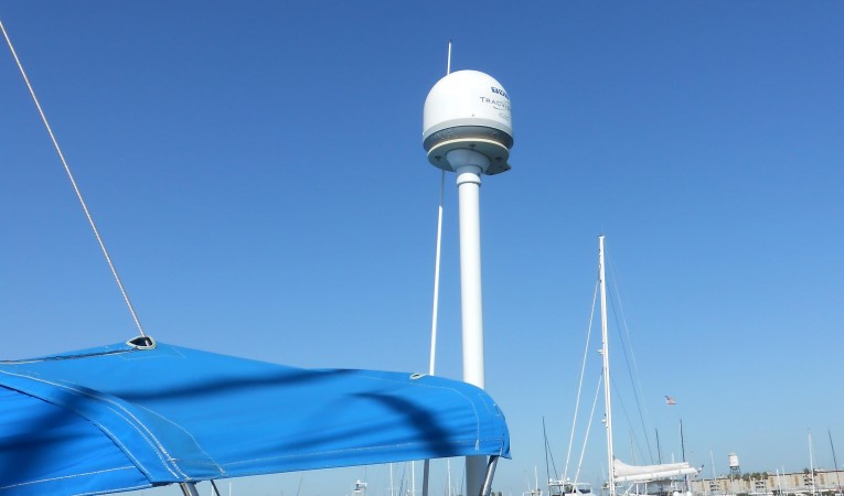 45 Hunter Tracvision antenna