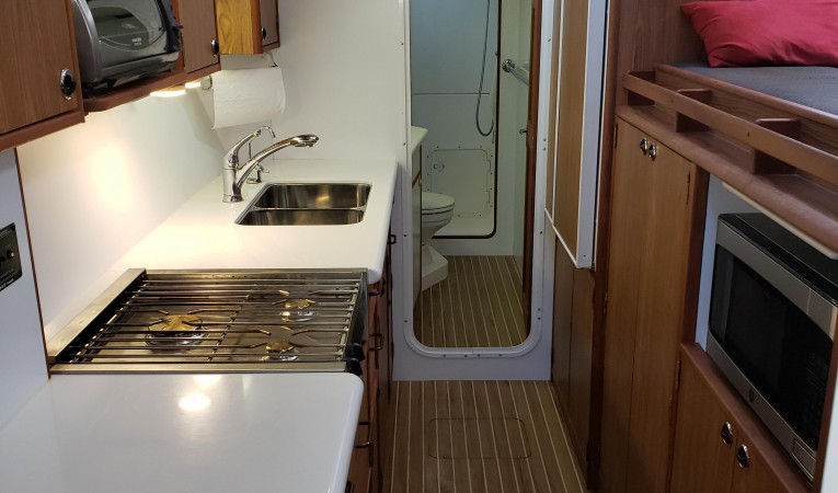 44 Endeavour Catamaran