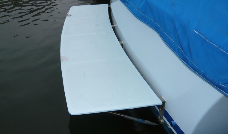 33 American Marine / Grand Banks Swim platform