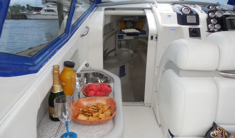 50 Nor-Tech Cockpit Serving Area