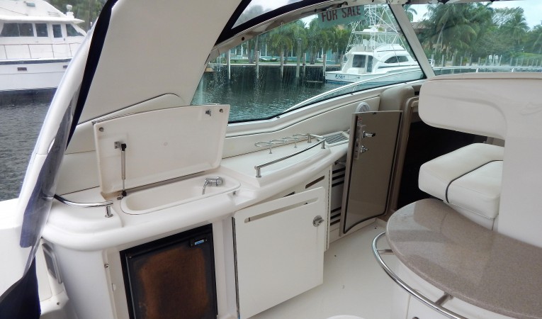 50 Sea Ray Refrigerator.Sink