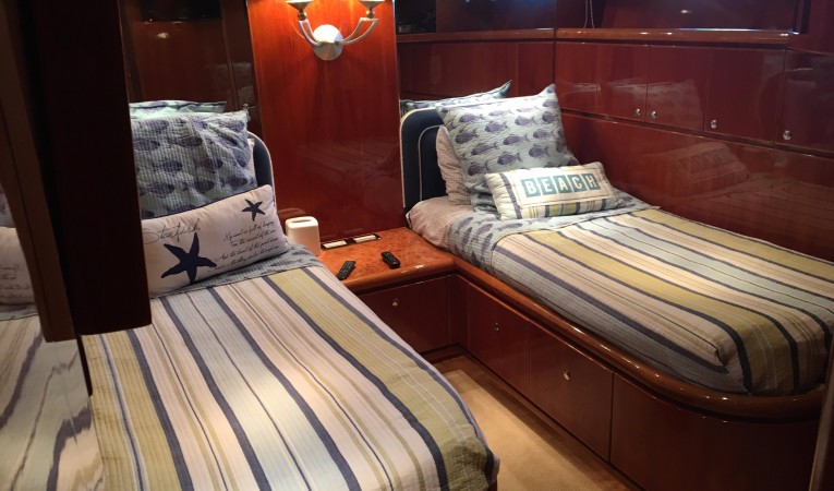 82 Monte Fino Guest Singles