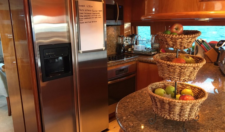 82 Monte Fino GE Full Refrigerator