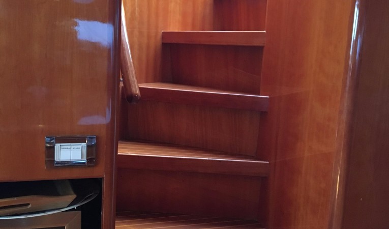 82 Monte Fino Stairway to Bridge