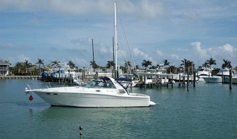 37 Sea Ray 