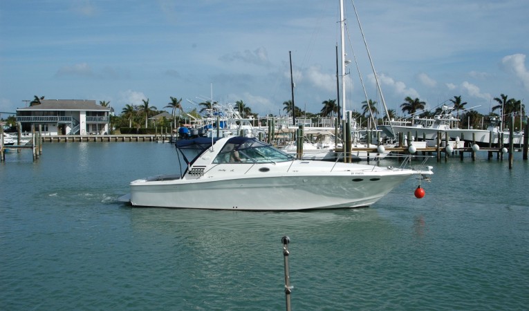37 Sea Ray 